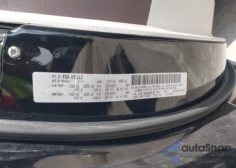 2017 Chrysler Pacifica Touring-L z USA, uszkodzony, nr VIN 2C4RC1BG8HR688152